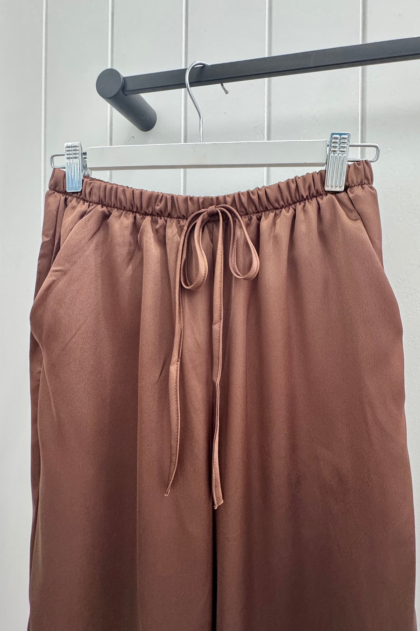 Wilson Silky Pant, Brown