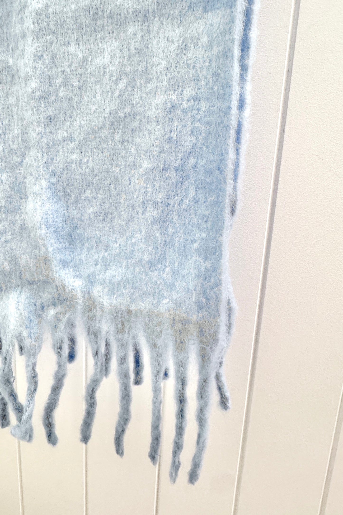 Carmel Scarf, Sky