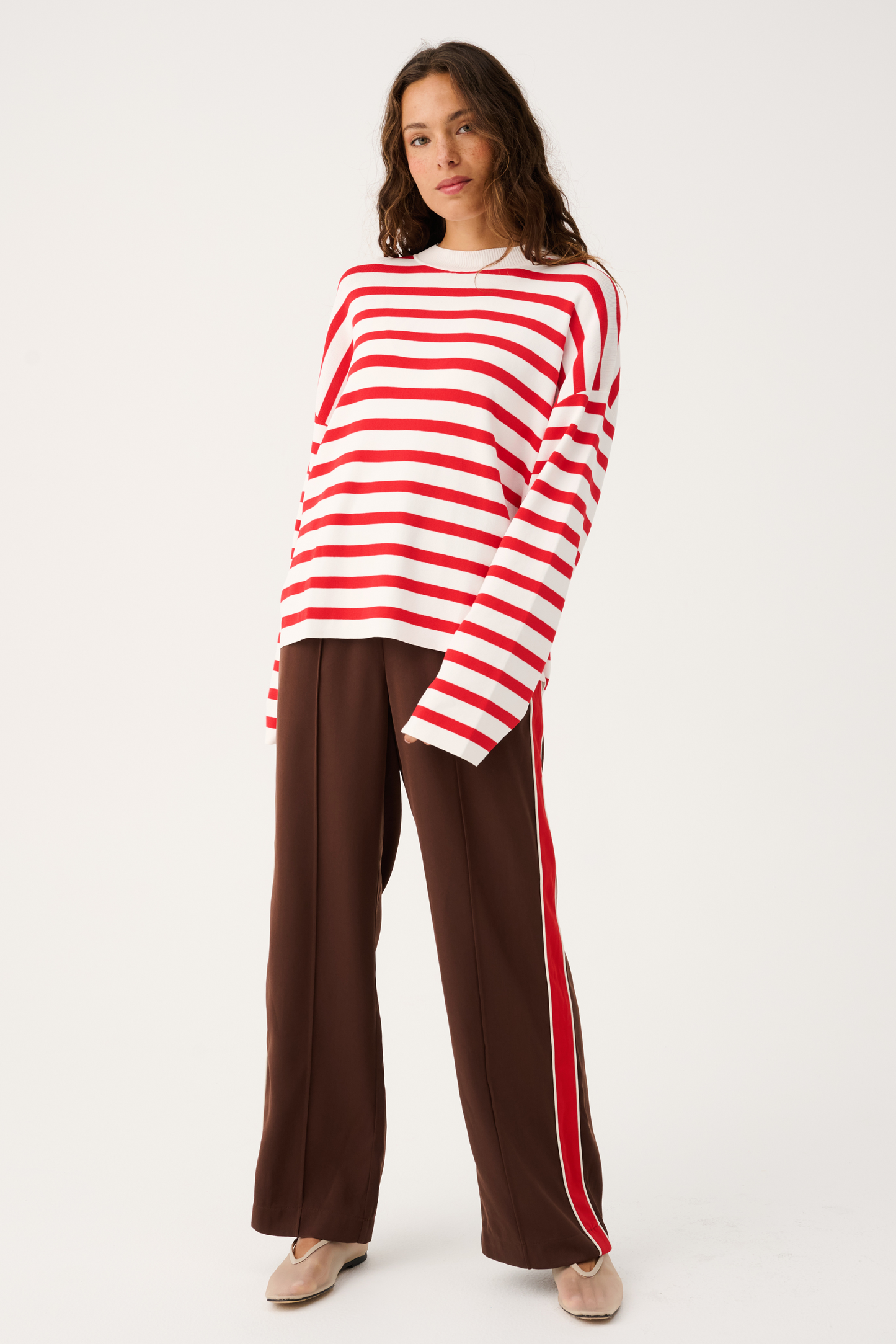 Dusty Pant, Truffle/Red