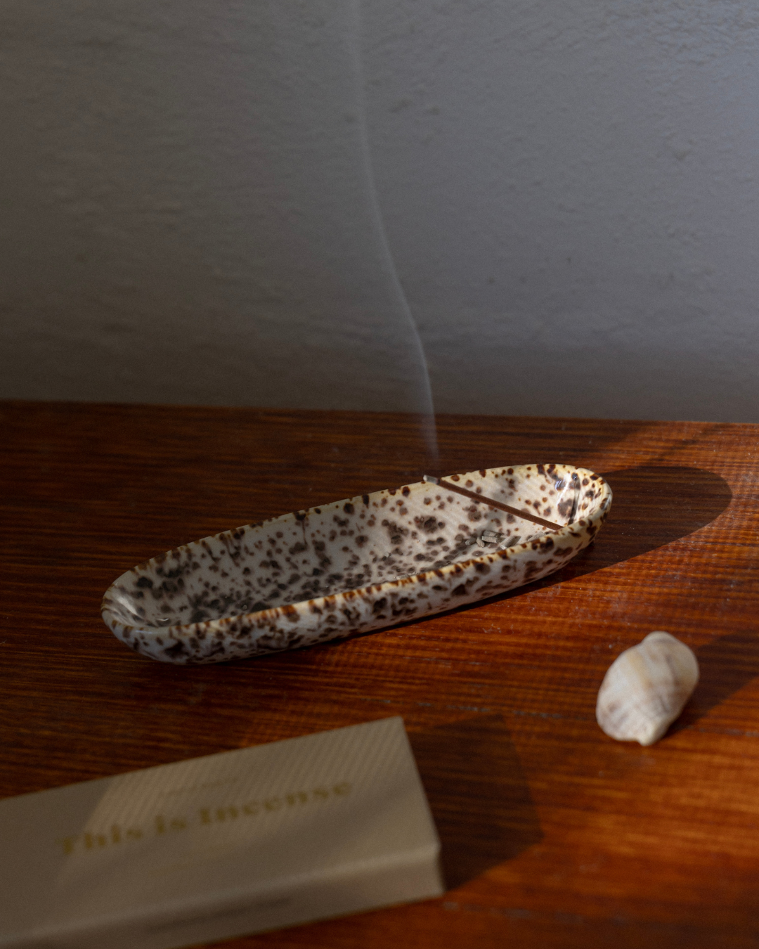 The Collector Ceramic Holder, Leopard