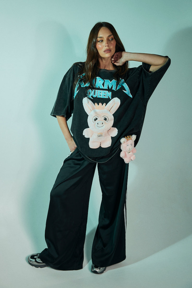 The Karma Queen Bling Tee, Black