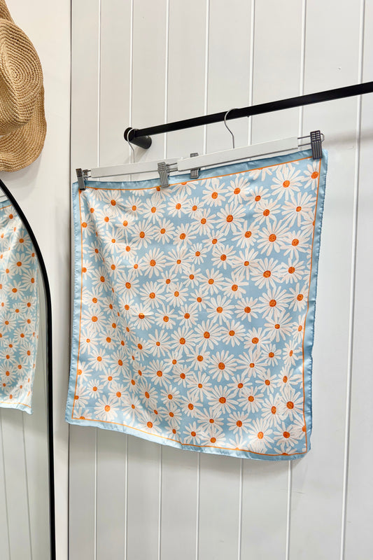 Daisy Days Scarf