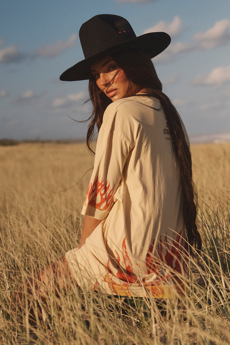 The Very Oversized Flaming Cowboy Tee, Sand