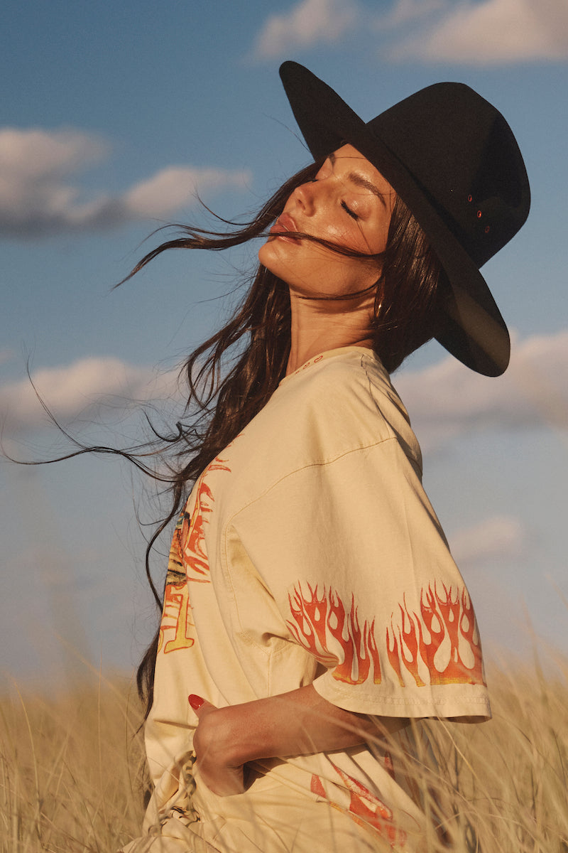 The Very Oversized Flaming Cowboy Tee, Sand