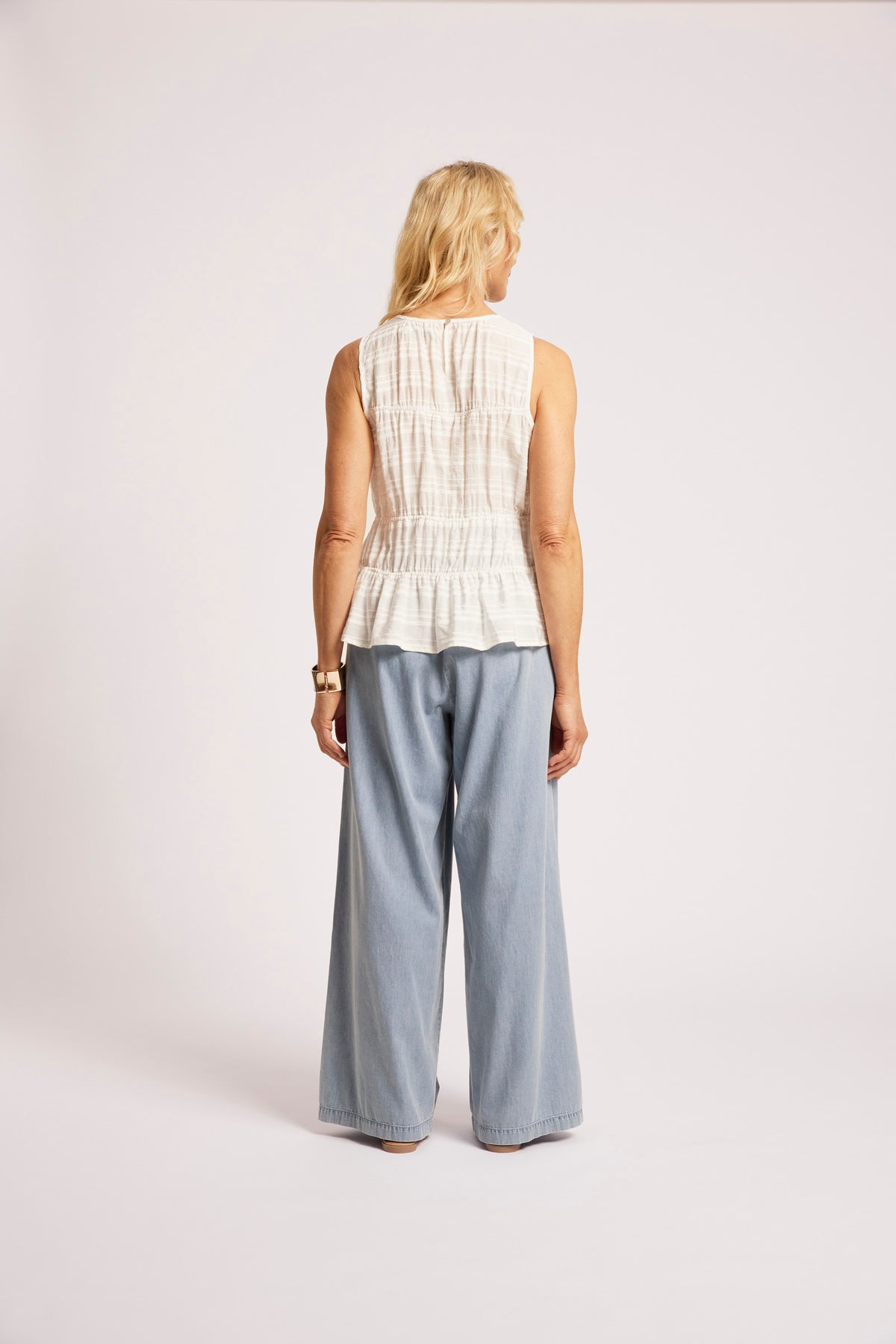Sovana Tank, White