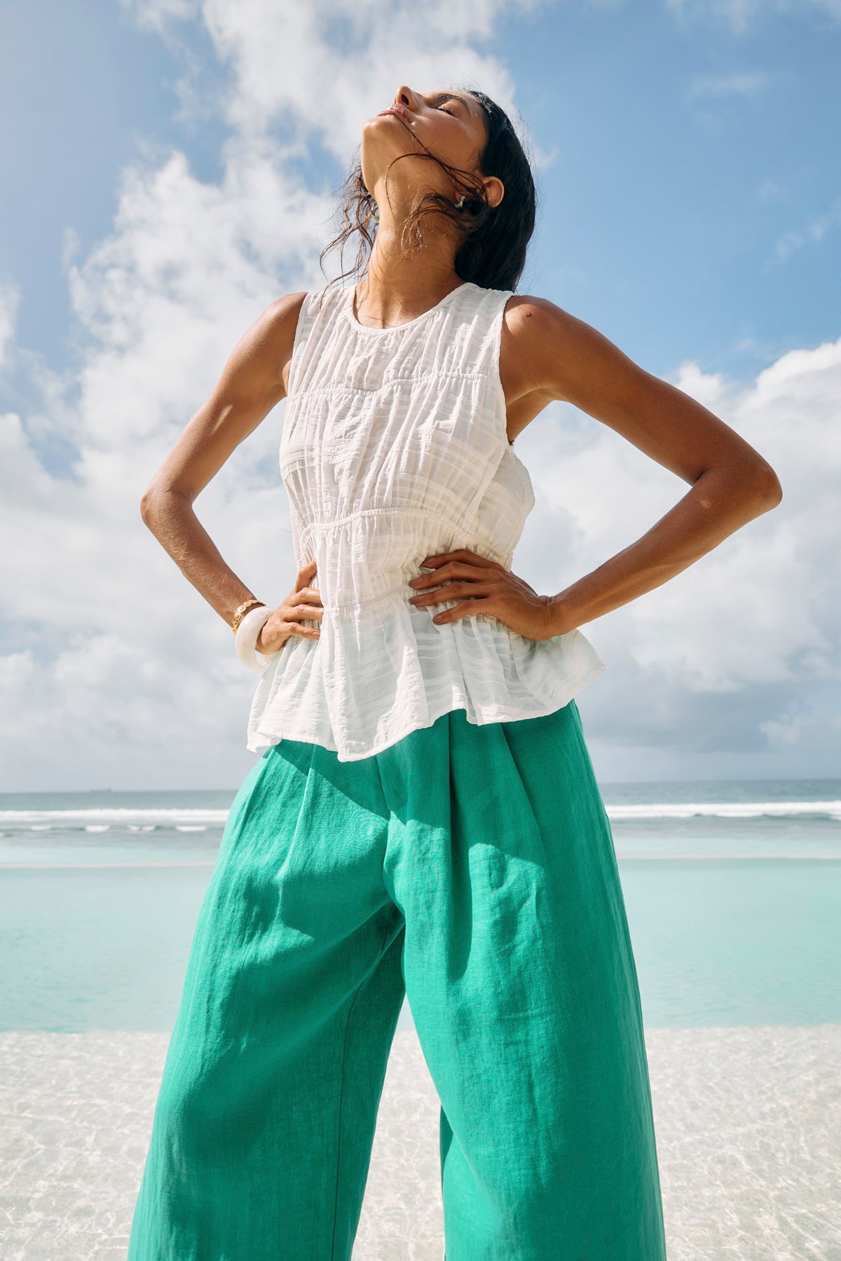 Sovana Tank, White