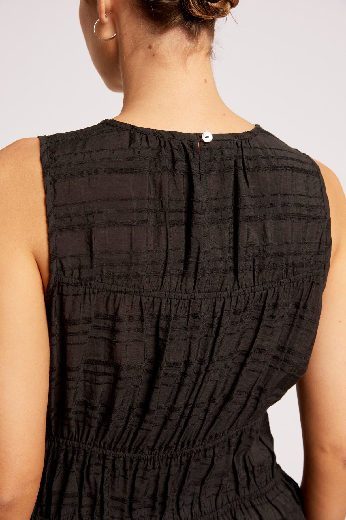 Sovana Tank, Black