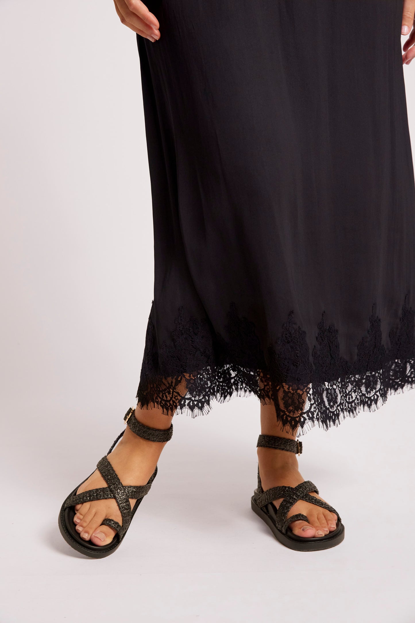 Drift Lace Skirt, Black