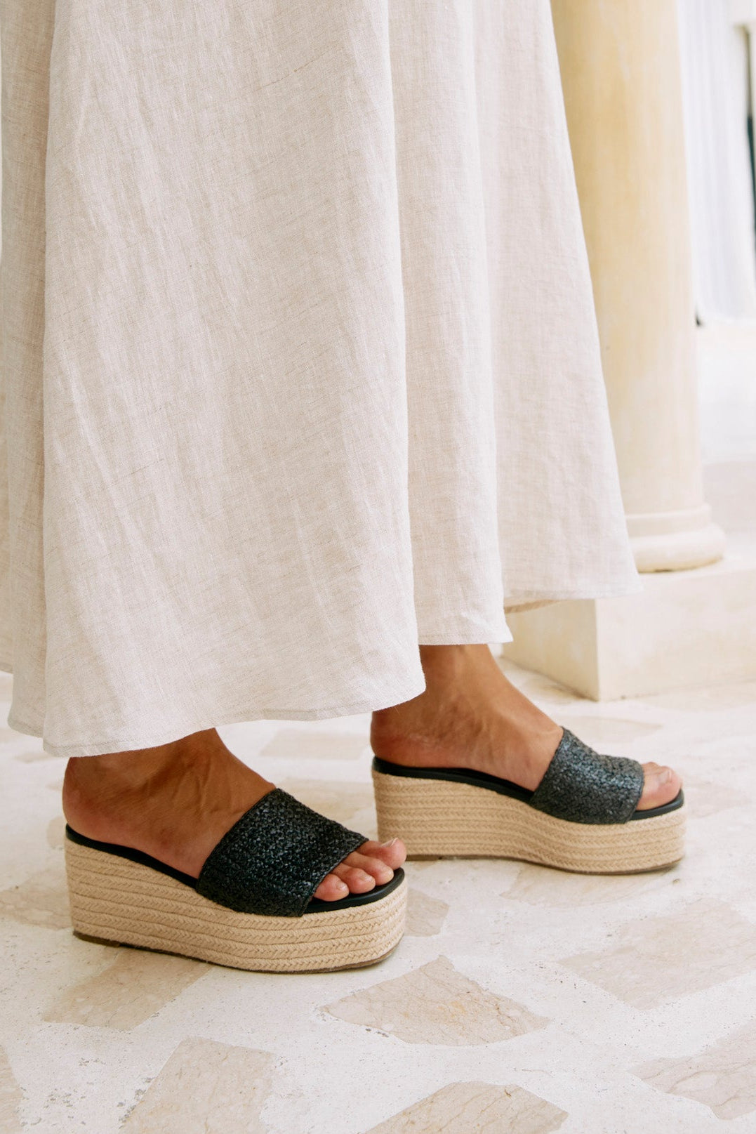 Paloma Wedges