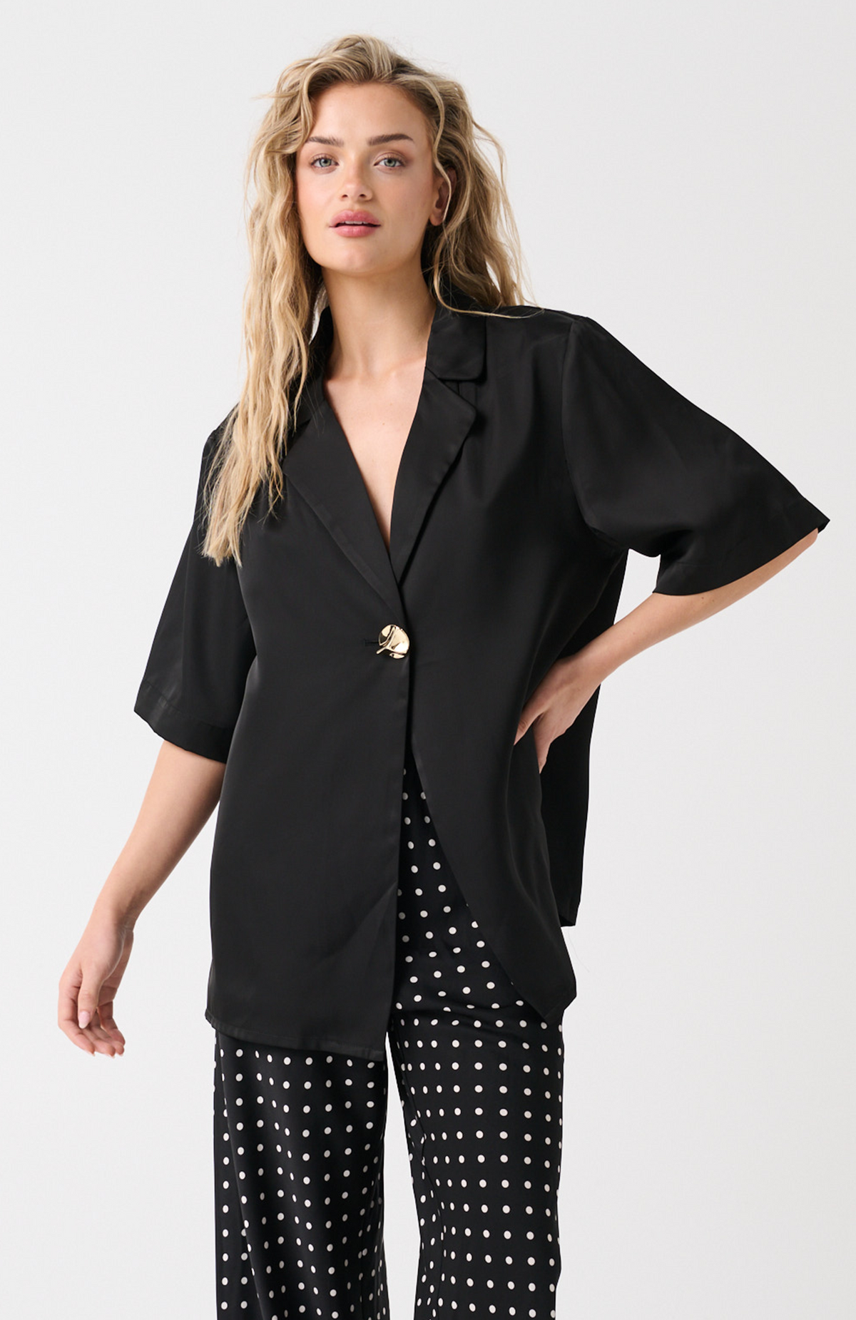 Sable Top, Black