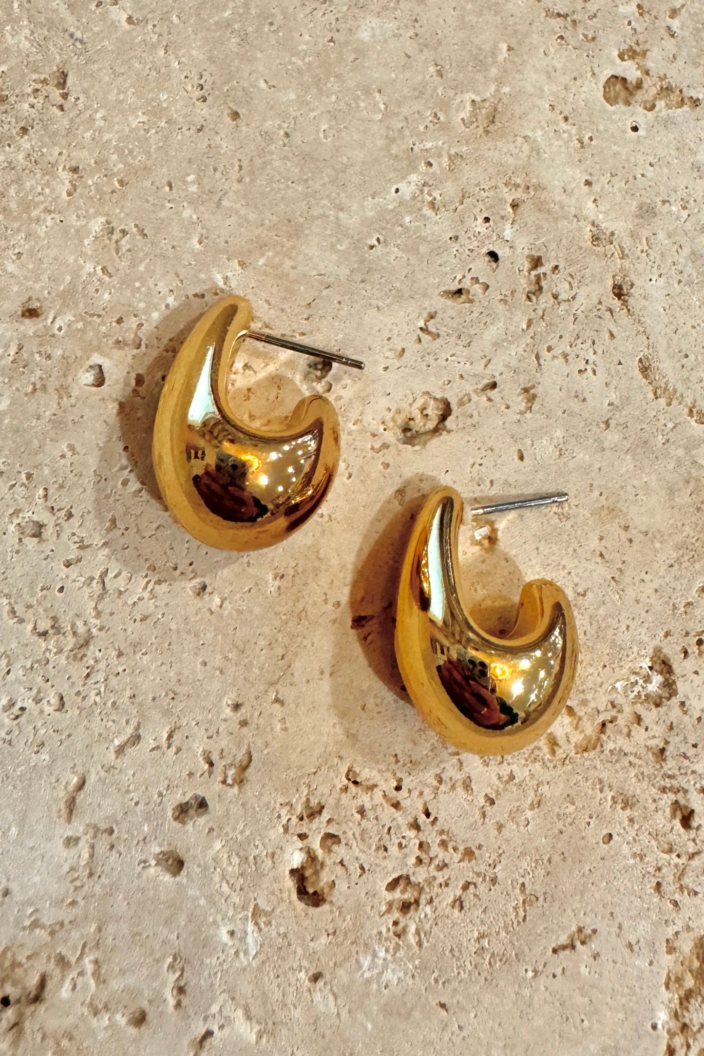 Malibu Earrings, Gold