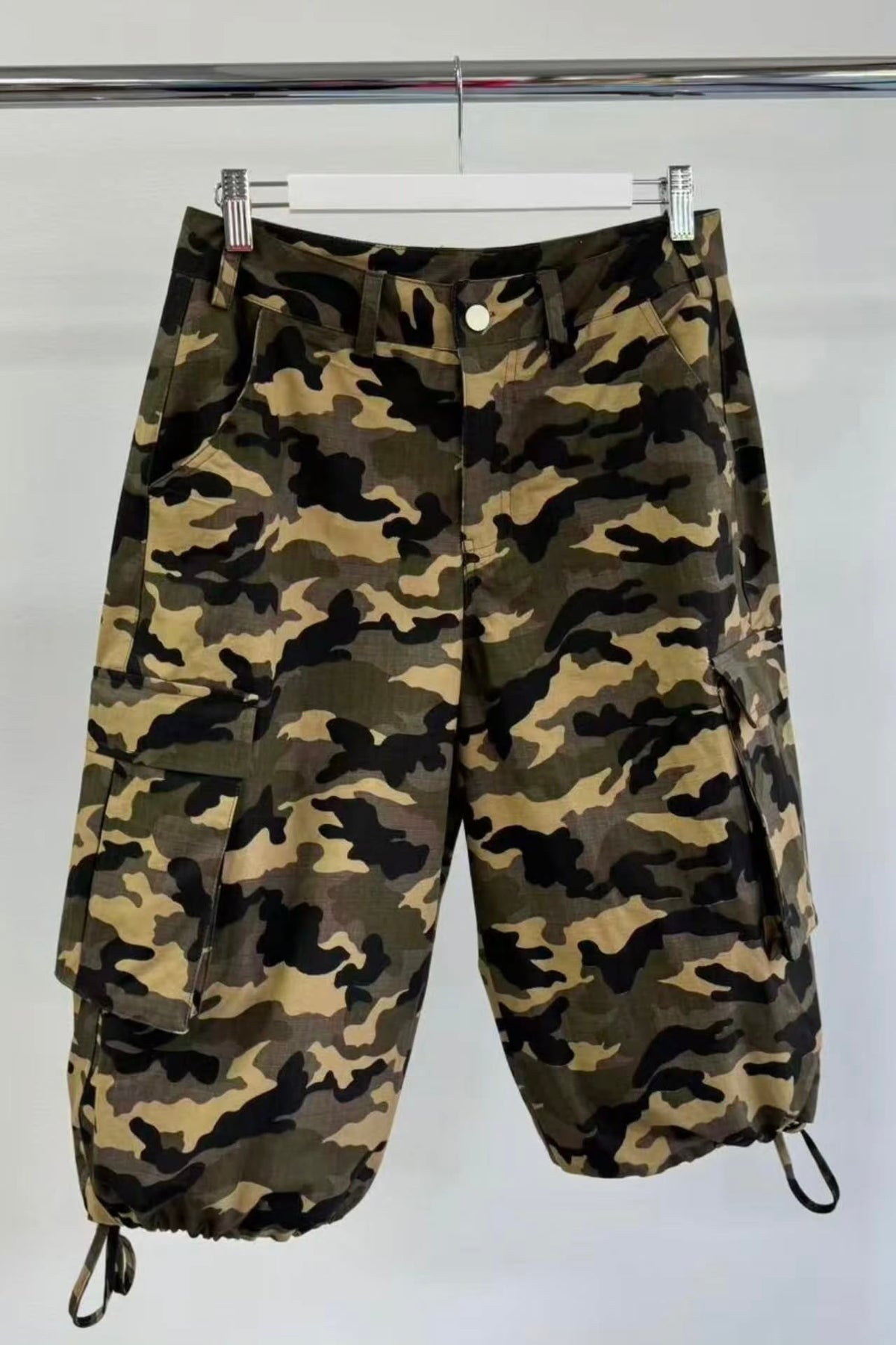 Muse Cargo Shorts
