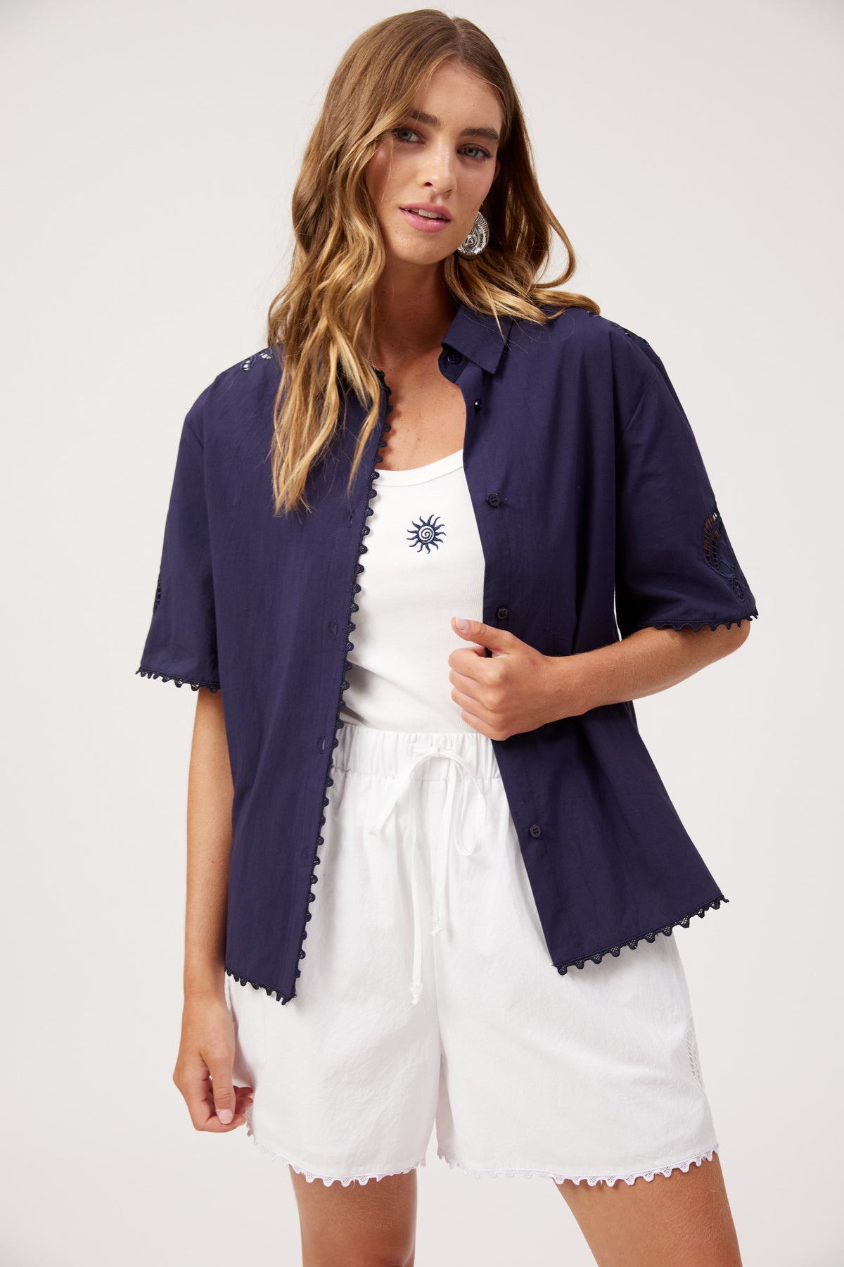 Larissa Broderie Shirt, Navy