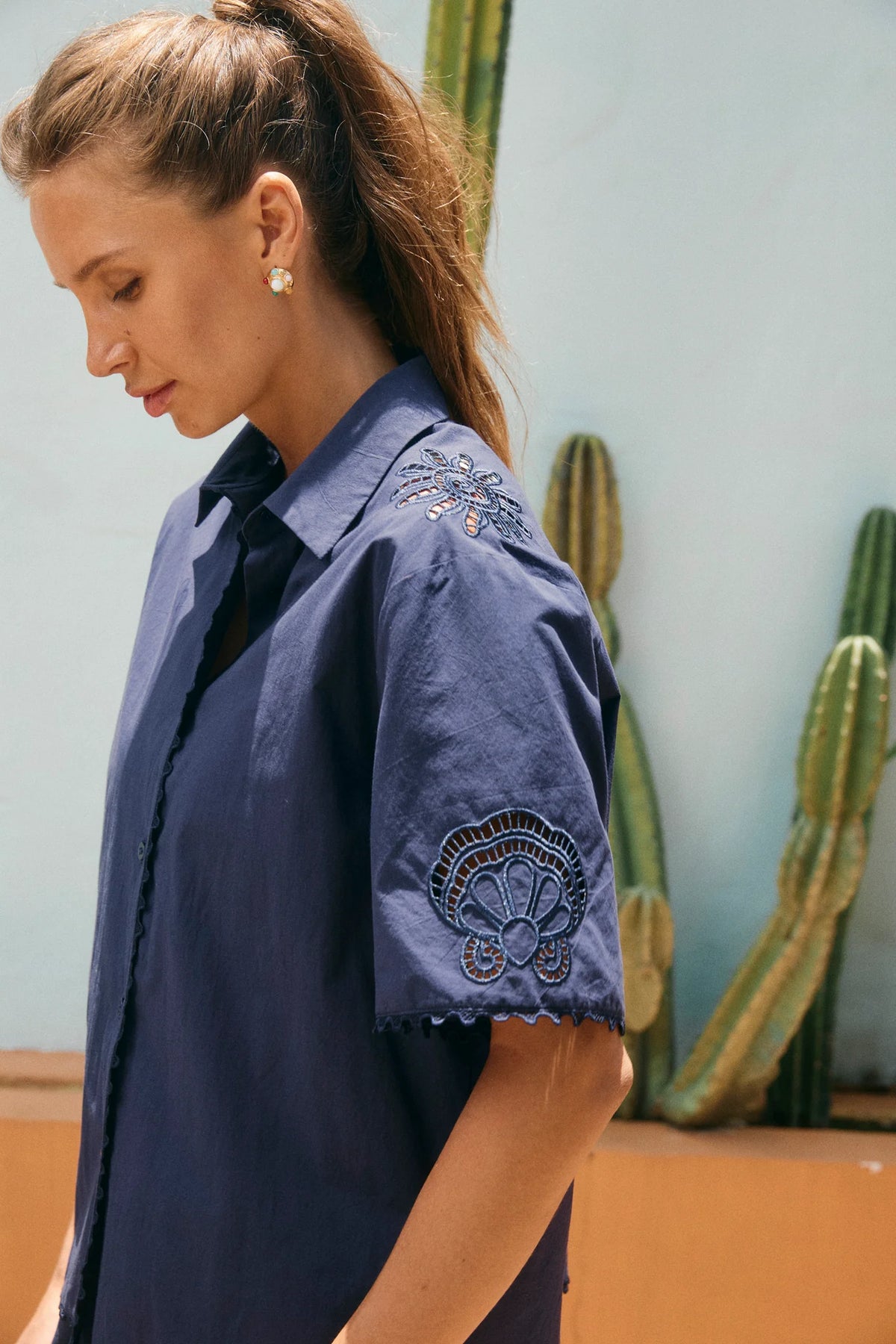 Larissa Broderie Shirt, Navy