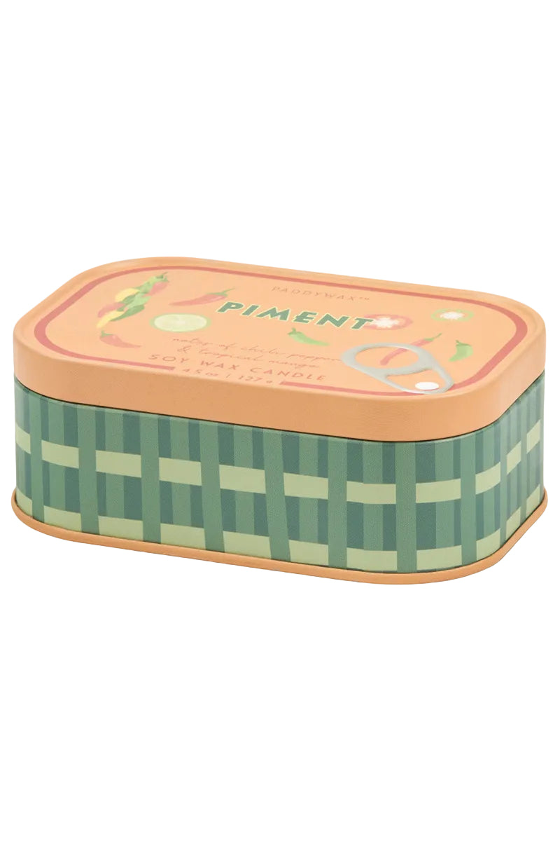 Rectangular tin with a checkered design and 'Piment' text on a white background