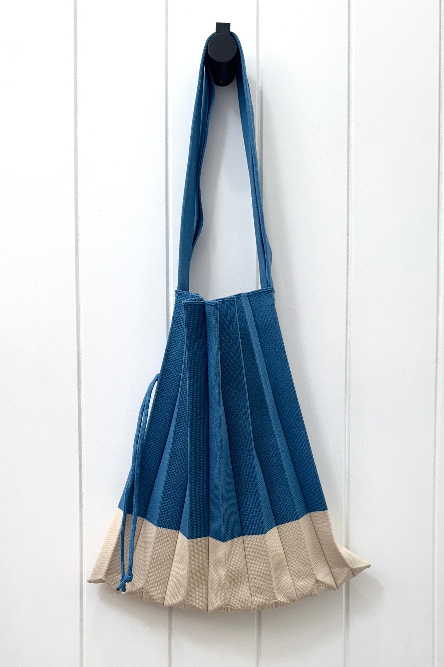 Colour Block Pleat Tote