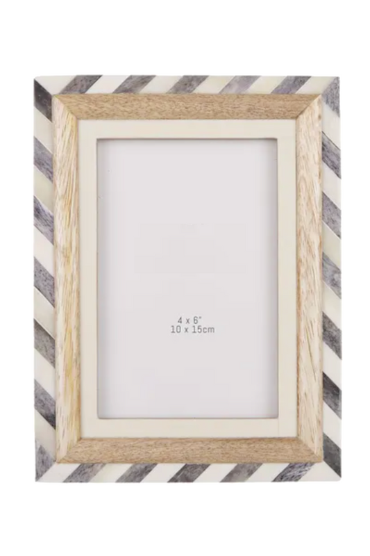 Beau Photo Frame