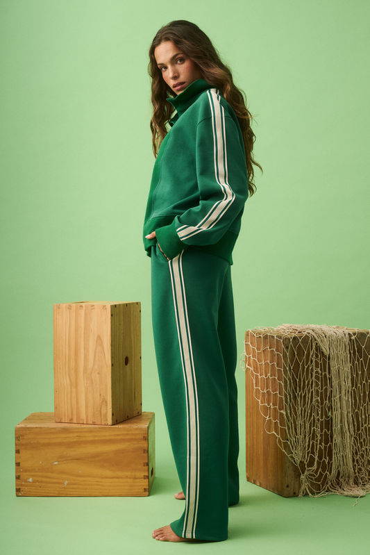Adeline Pant, Tide