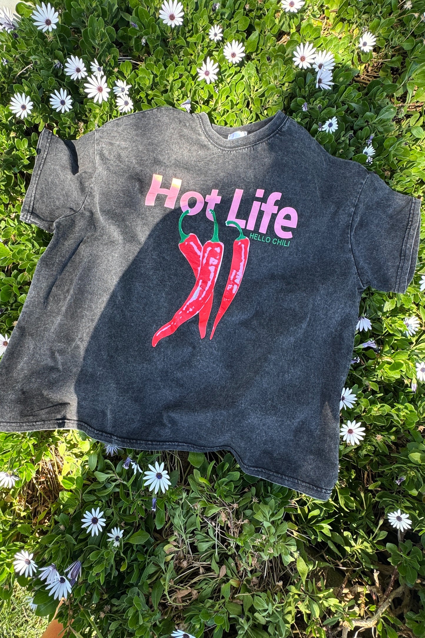 Hot Life Tee, Charcoal