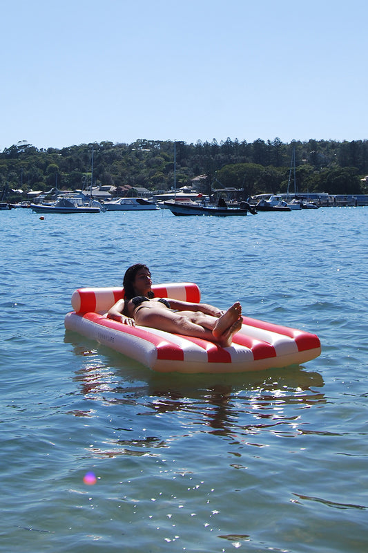 Luxe Lilo, Tomato Red