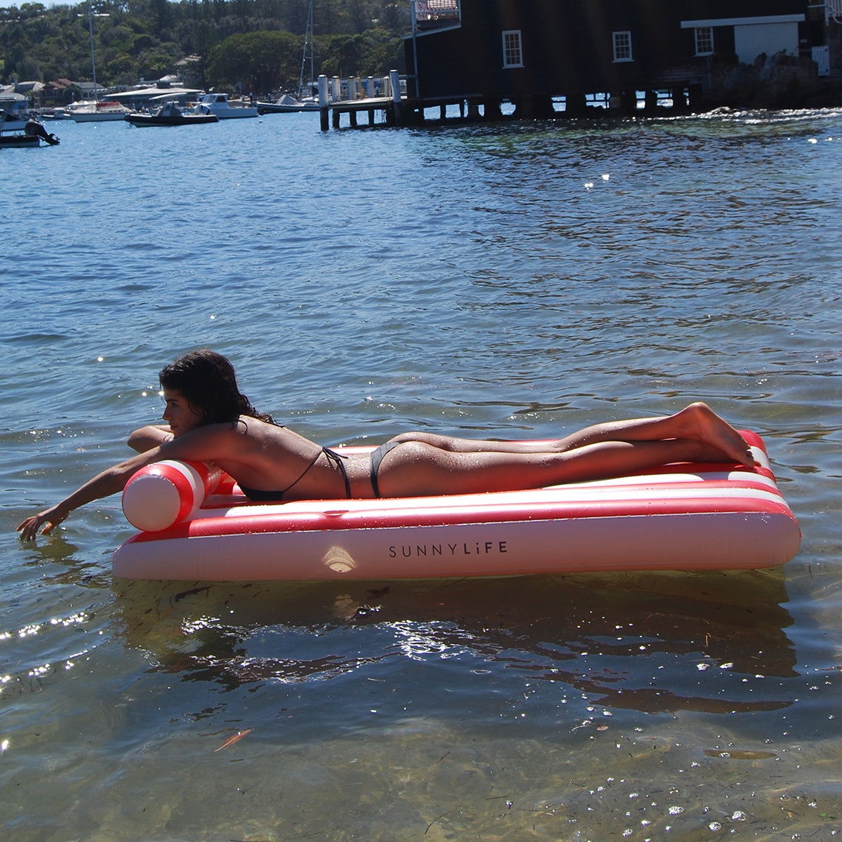 Luxe Lilo, Tomato Red