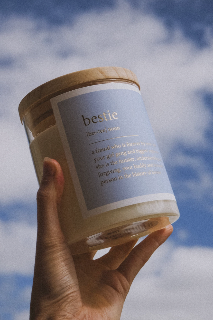 Bestie Goldie Candle