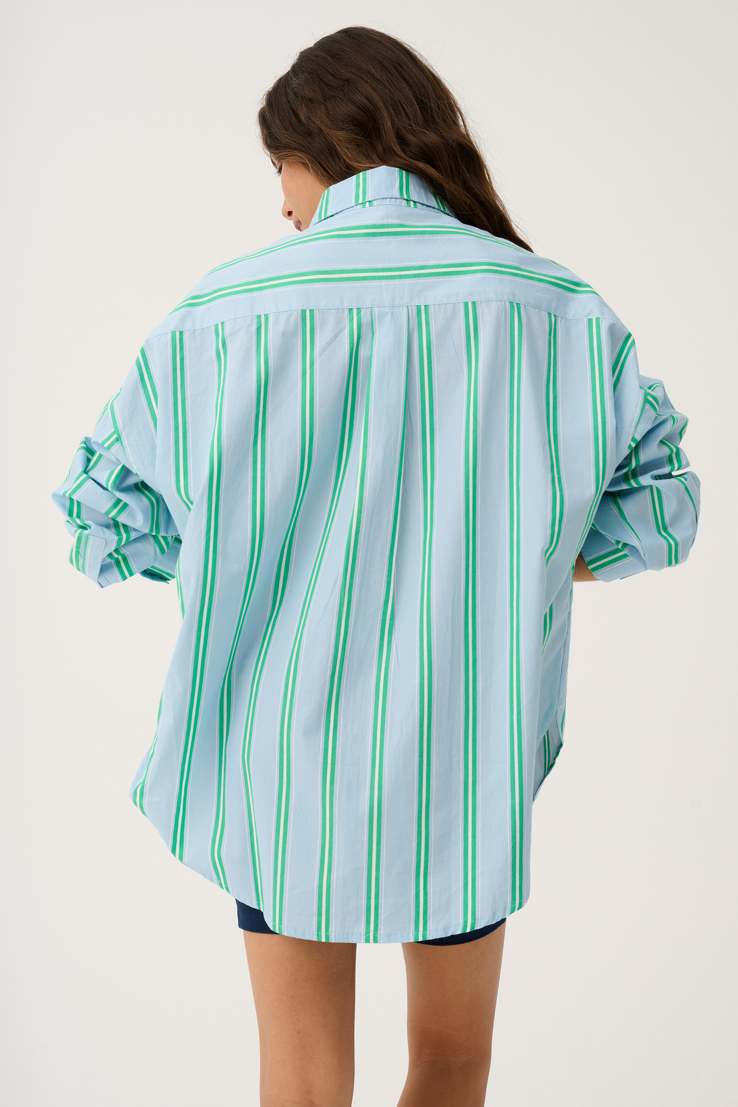 Tammy Shirt, Bouy