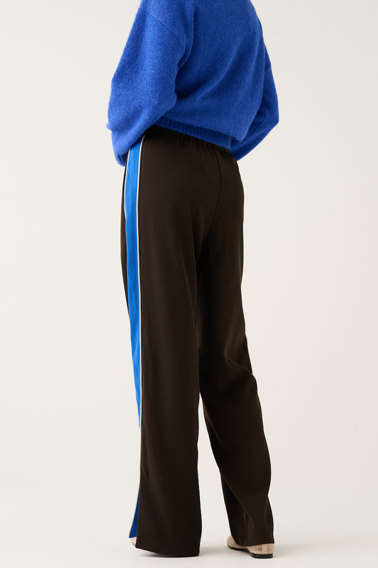 Freya Pant, Espresso