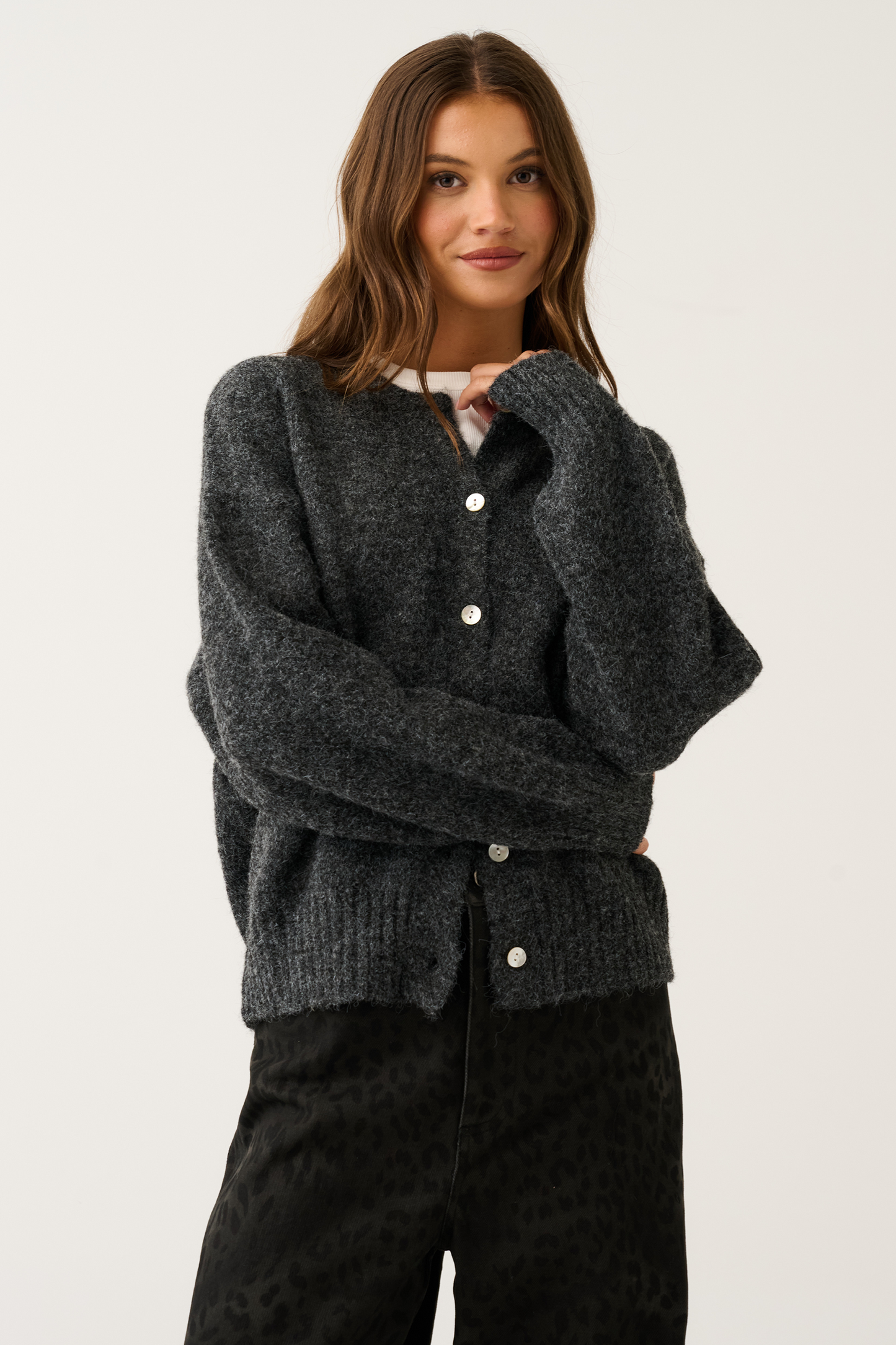 Aurora Cardi, Charcoal